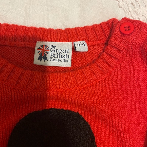 Adorable sweater I brought home from Great Britain - Picture 2 of 2